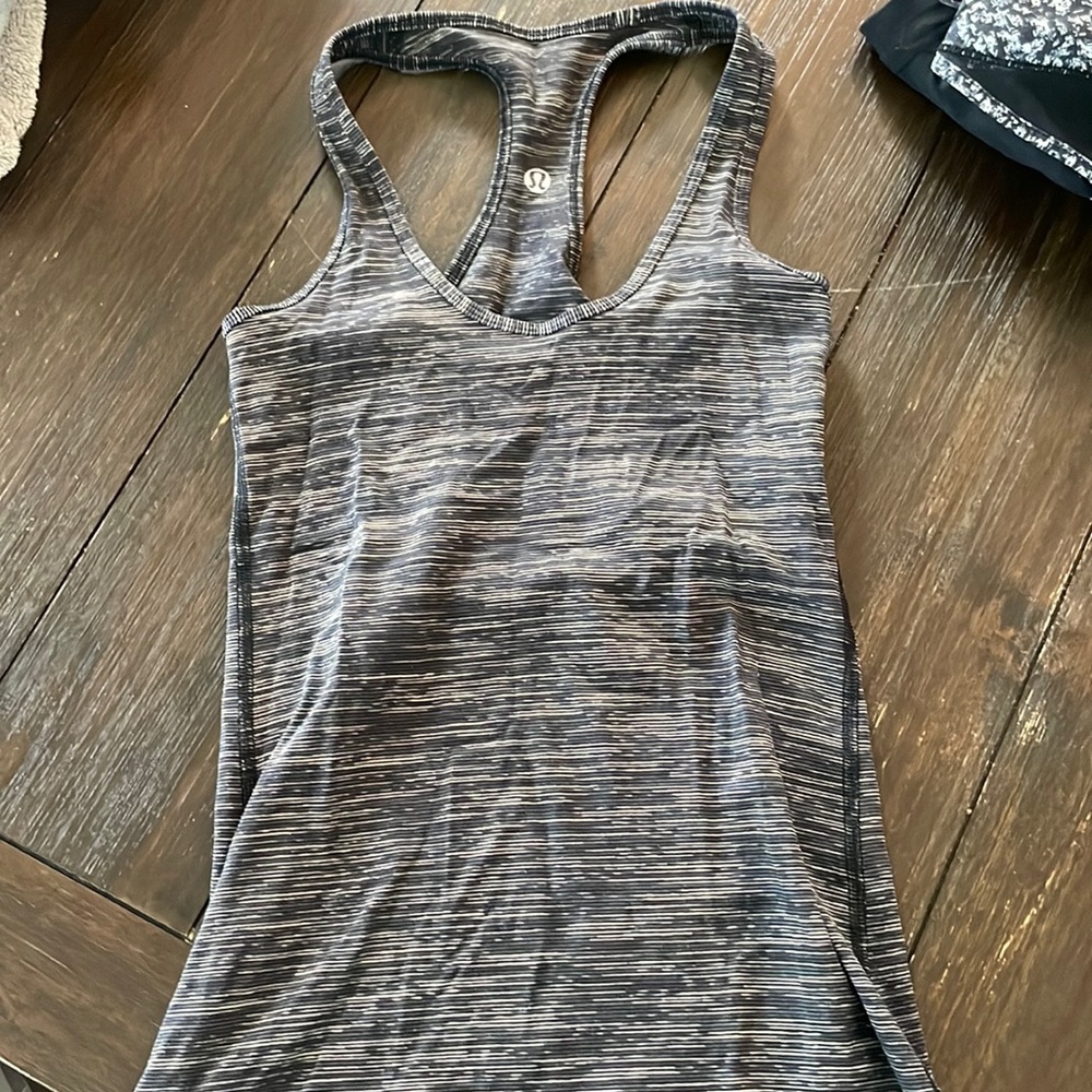 lululemon tank